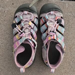 Keen Outdoor Water Sandals Hiking  Beach Boat Swim All Terrain sz 4